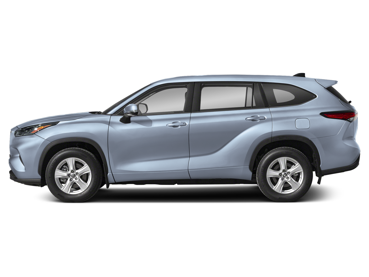 2024 Toyota Highlander LE photo 3