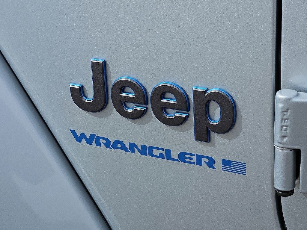 2023 Jeep Wrangler Rubicon 4xe w/$4295 Power Top