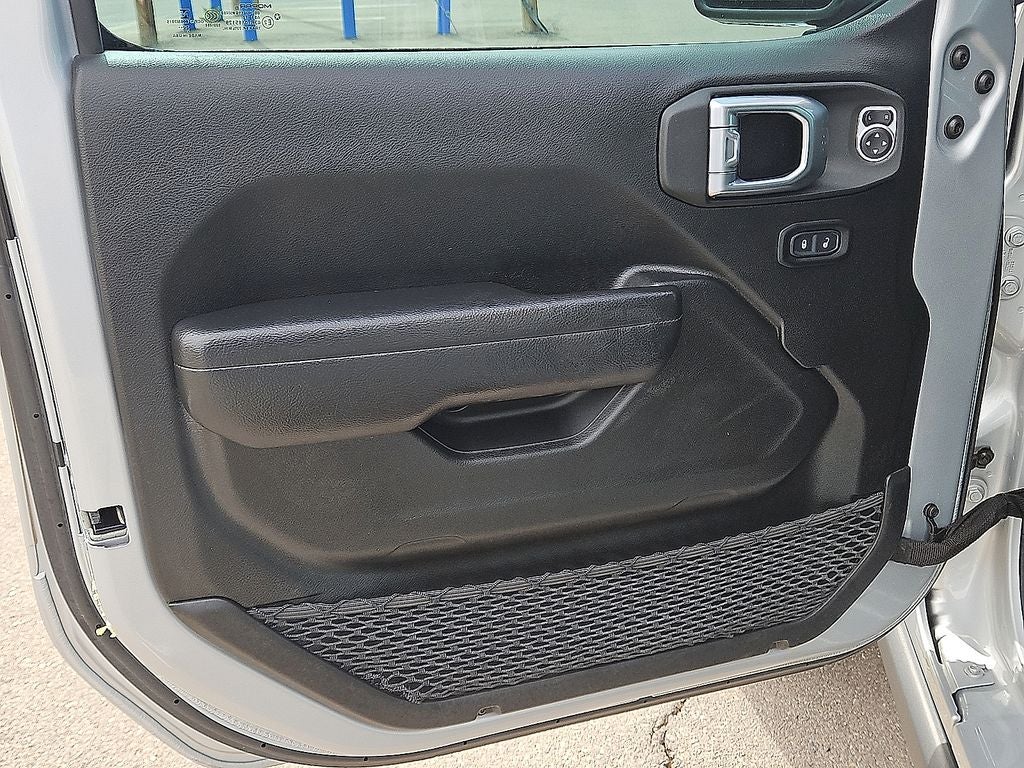 2023 Jeep Wrangler Rubicon 4xe w/$4295 Power Top