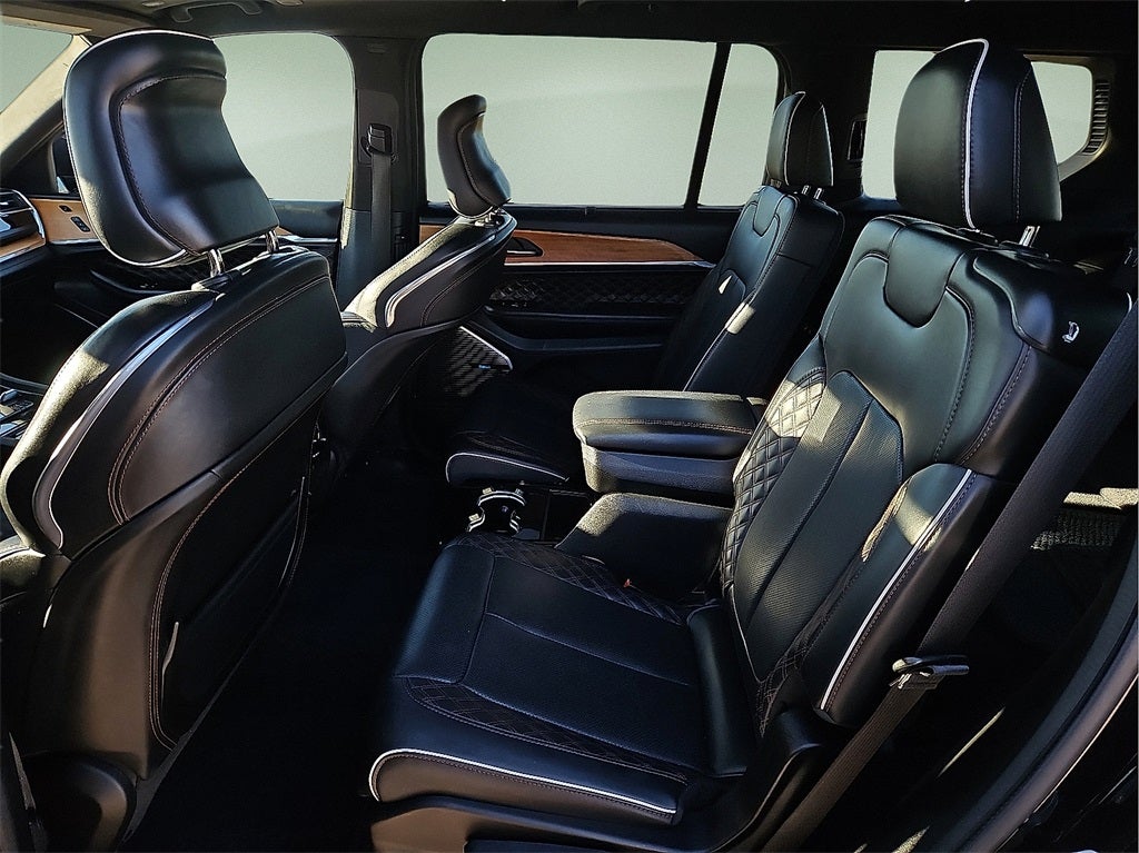 2023 Jeep Grand Cherokee L Summit