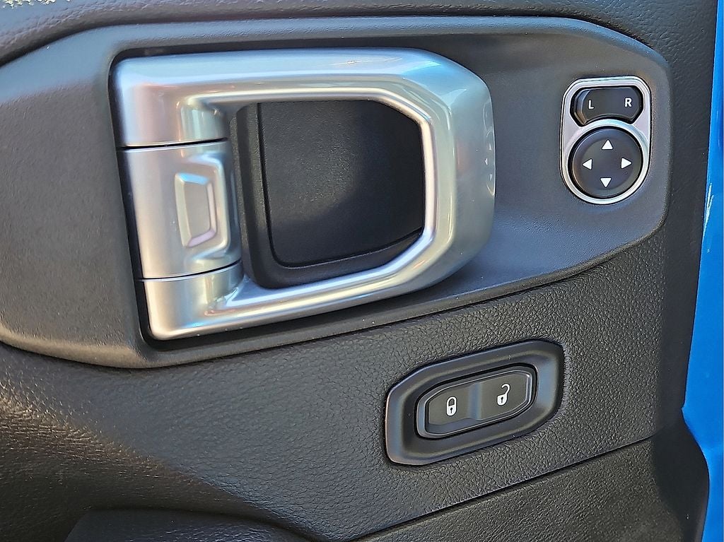 2022 Jeep Gladiator Mojave 4x4 w/4.5" Lift