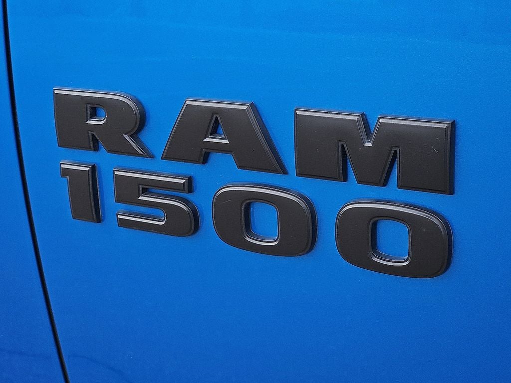 2018 RAM 1500 Sport Crew Cab 4WD w/Leather & NAV
