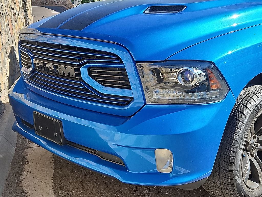 2018 RAM 1500 Sport Crew Cab 4WD w/Leather & NAV