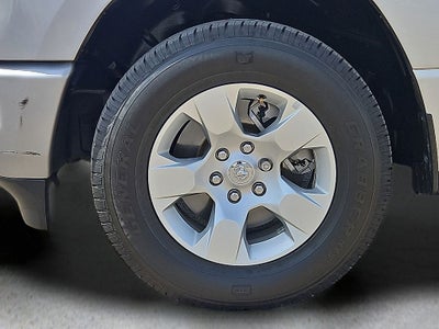 2024 RAM 1500 Big Horn Crew Cab 4WD 5.7L Hemi Hybrid