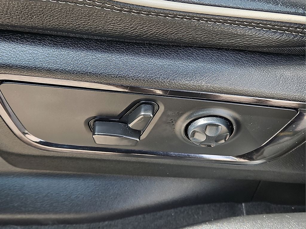 2022 RAM 1500 Limited Crew Cab 4WD