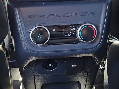 2025 Ford Explorer ST-Line 4WD