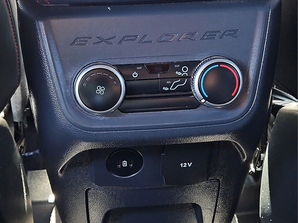 2025 Ford Explorer ST-Line 4WD