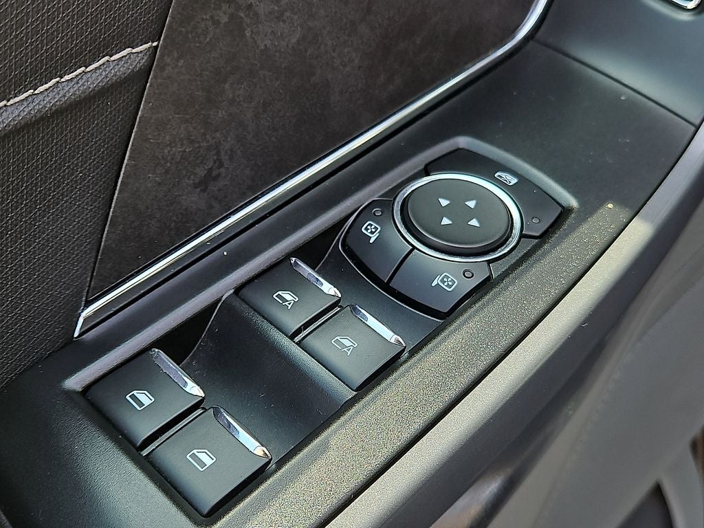 2025 Ford F-150 XLT SuperCrew 4WD