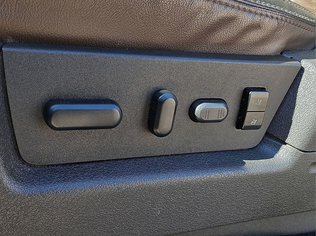 2011 Ford F-150 Platinum Crew Cab