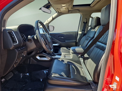 2024 Nissan Frontier SL Crew Cab 4WD Leather/Roof