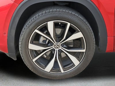 2024 Volkswagen Atlas Cross Sport 2.0T SEL Premium R-Line