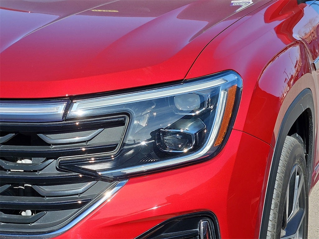 2024 Volkswagen Atlas Cross Sport 2.0T SEL Premium R-Line