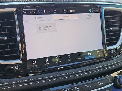 2022 Chrysler Pacifica Hybrid Limited