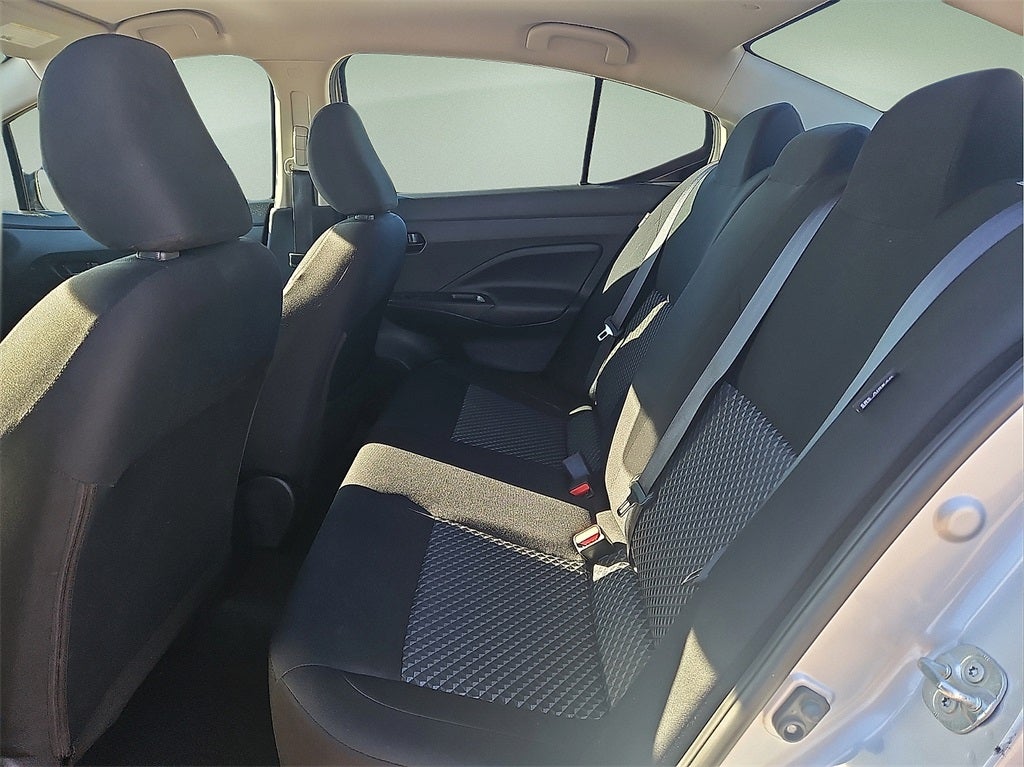 2021 Nissan Versa 1.6 S