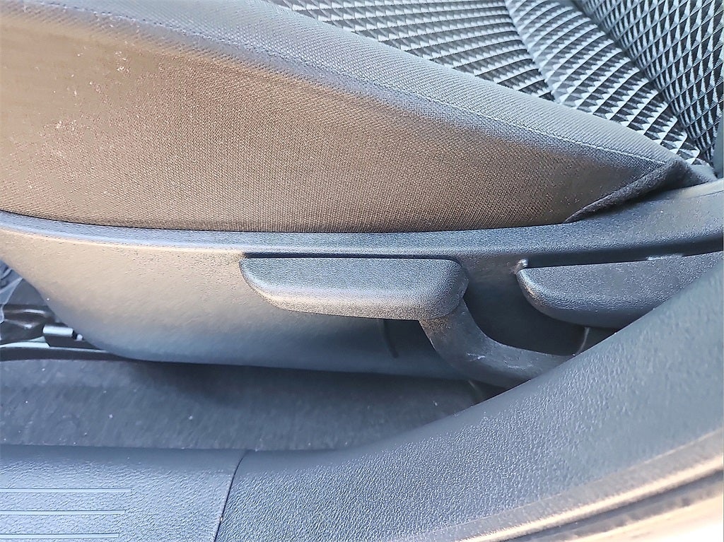 2021 Nissan Versa 1.6 S