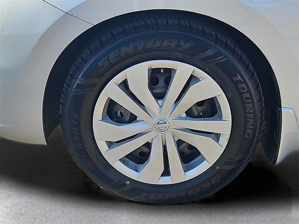 2021 Nissan Versa 1.6 S