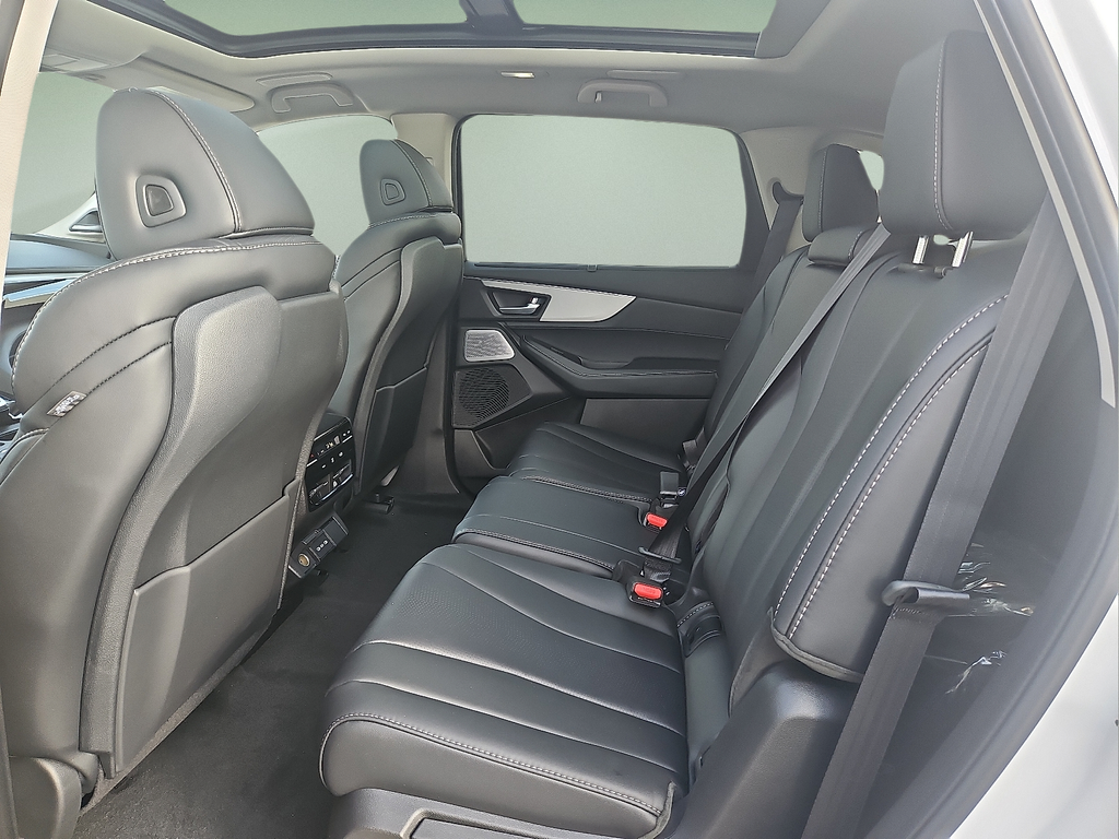 2026 Acura MDX Technology Package - Photo 12