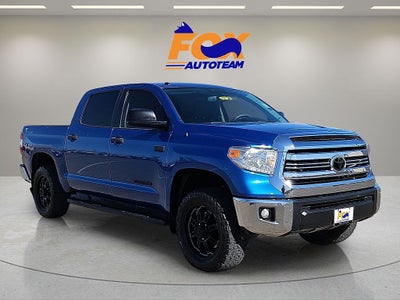 2017 Toyota Tundra SR5 5.7L V8 CrewMax w/66k miles!