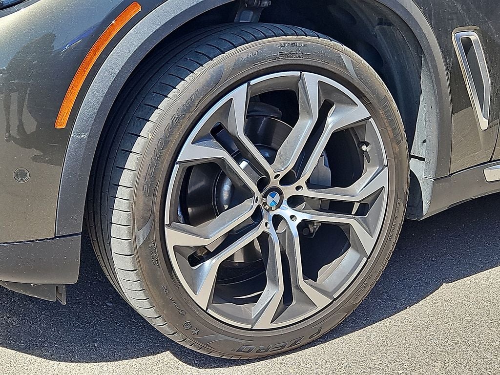 2022 BMW X5 xDrive40i AWD