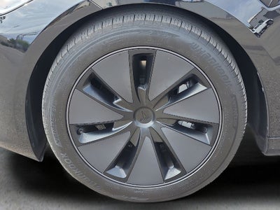 2025 Tesla Model 3 Long Range AWD