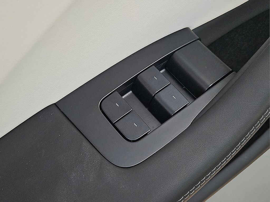 2025 Tesla Model 3 Long Range AWD