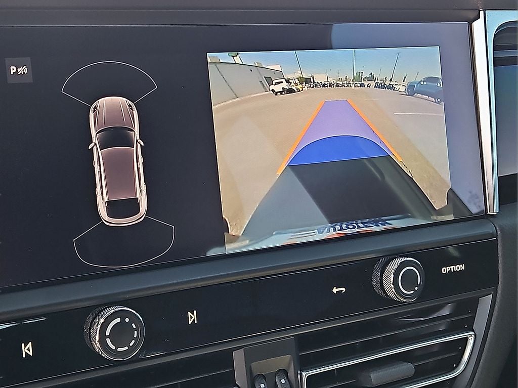 2023 Porsche Macan Base