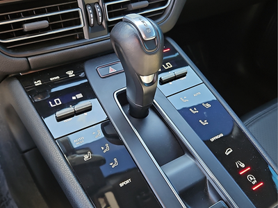 2023 Porsche Macan AWD w/ 8,579 low miles