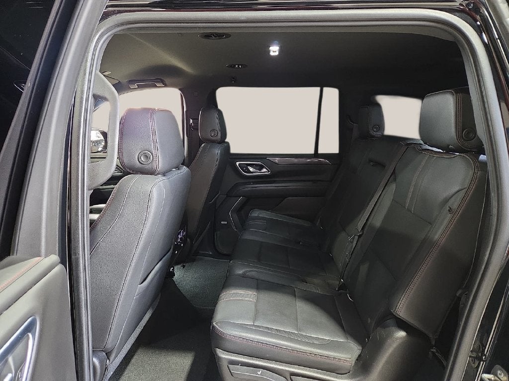2021 Chevrolet Suburban RST