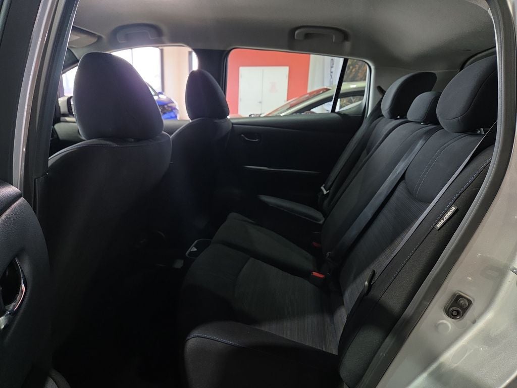 2023 Nissan Leaf S