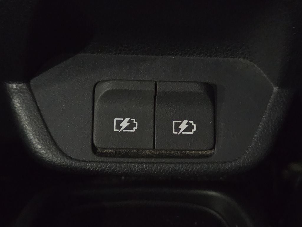 2023 Nissan Leaf S