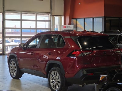 2025 Toyota RAV4 XLE Premium