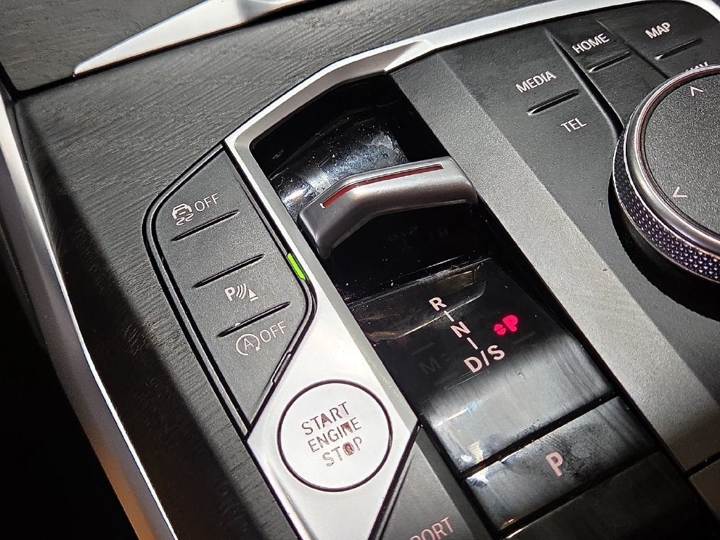 2023 BMW 3 Series 330i