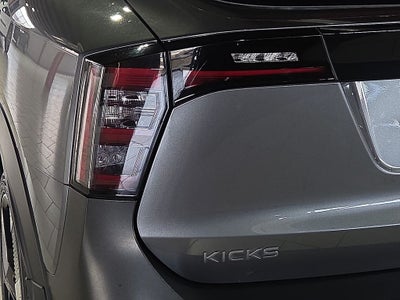 2025 Nissan Kicks SR