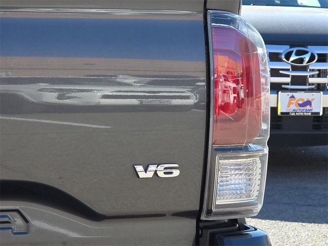 2022 Toyota Tacoma Limited V6