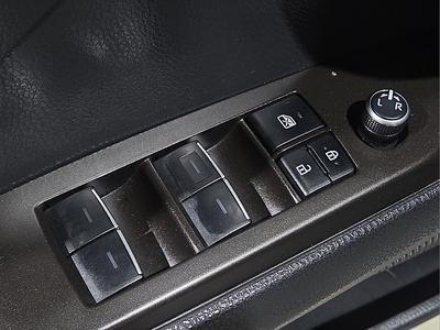 2022 Toyota Camry Hybrid XLE