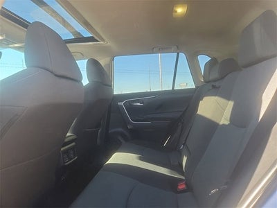 2023 Toyota RAV4 Hybrid XLE