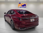 2025 Lexus ES 300h Luxury