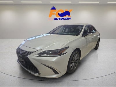 2021 Lexus ES 300h Ultra Luxury