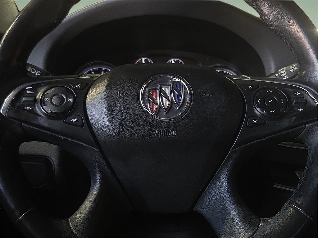 2021 Buick Enclave Essence