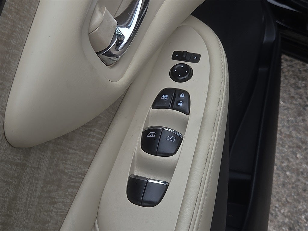 2022 Nissan Murano SL