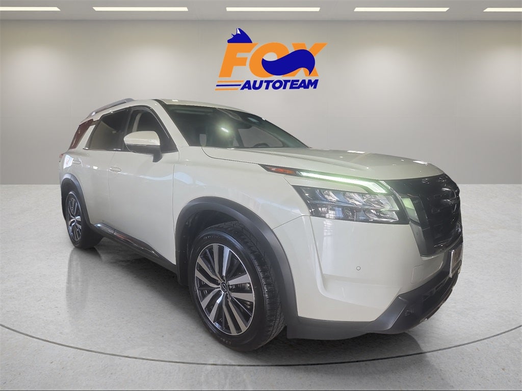 2022 Nissan Pathfinder Platinum