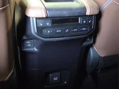 2024 Toyota Grand Highlander Hybrid MAX Platinum