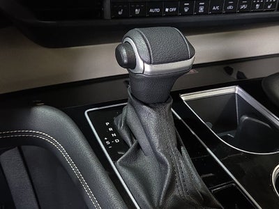 2025 Toyota Sienna Platinum 7 Passenger