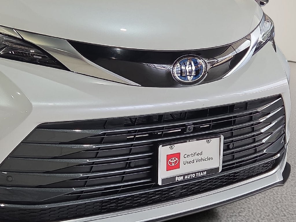 2025 Toyota Sienna Platinum 7 Passenger