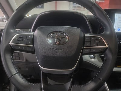 2025 Toyota Highlander Hybrid XLE