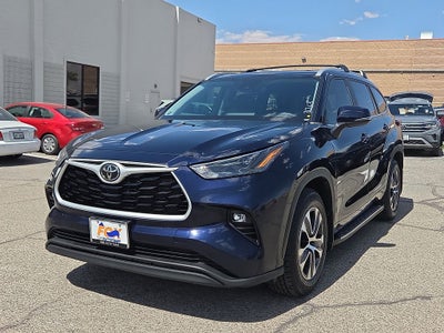 2023 Toyota Highlander XLE