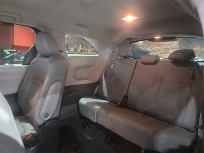 2023 Toyota Sienna XLE