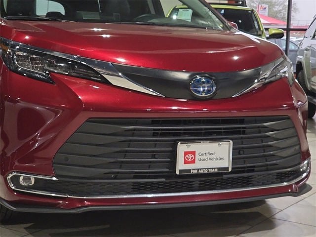 2023 Toyota Sienna XLE