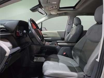 2023 Toyota Sienna XLE