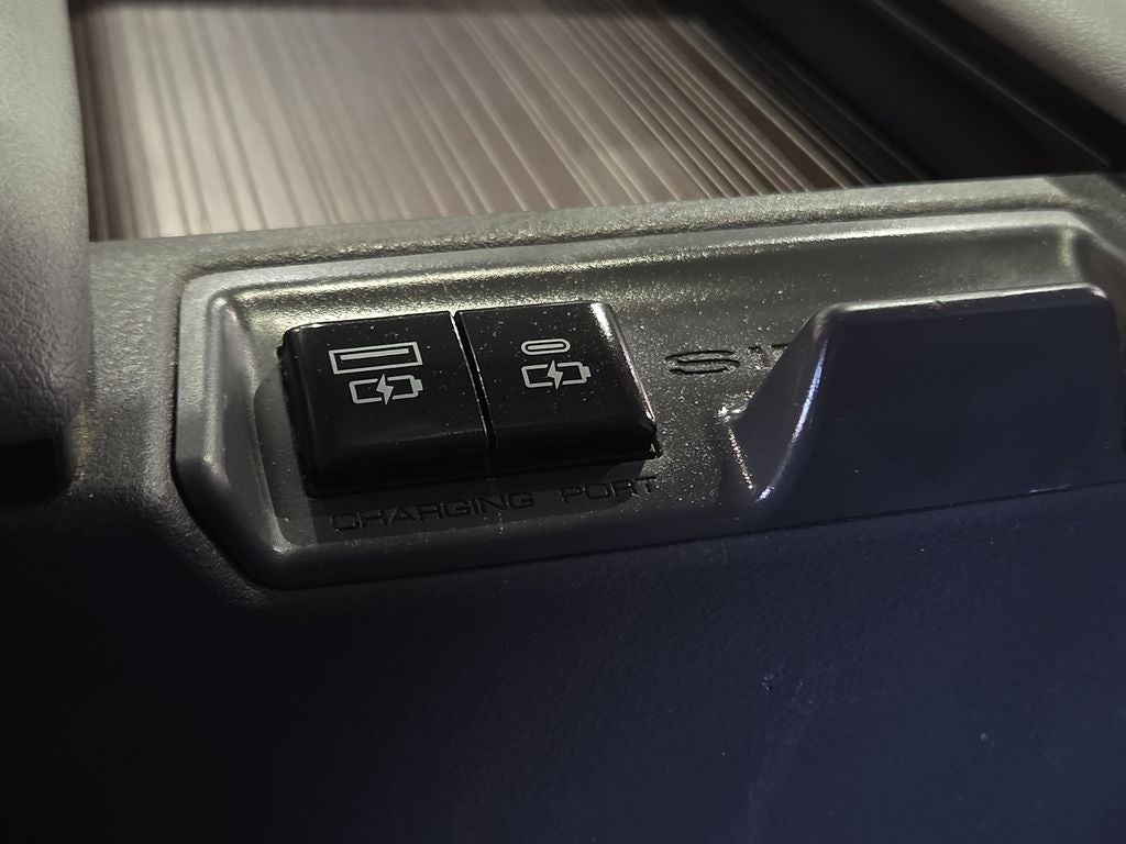 2022 Toyota Sienna XLE 8 Passenger